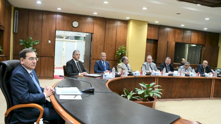 الملا يلتقي جابريل مونتي رئيس شركة ارسيلور ميتال الجبيل السعودية