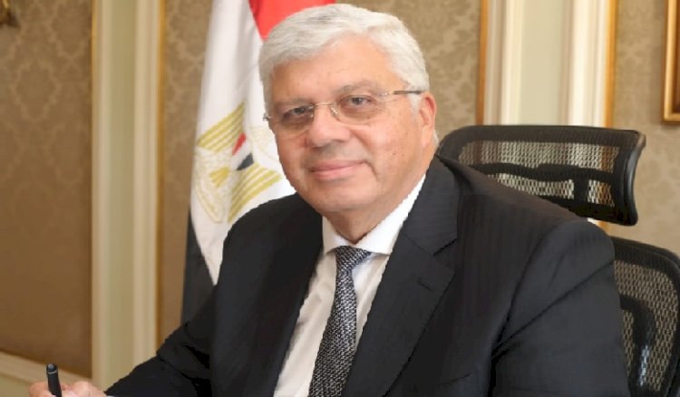 سمير: رئاسة واحدة لجامعتين دليل على خصخصة مستترة للتعليم
