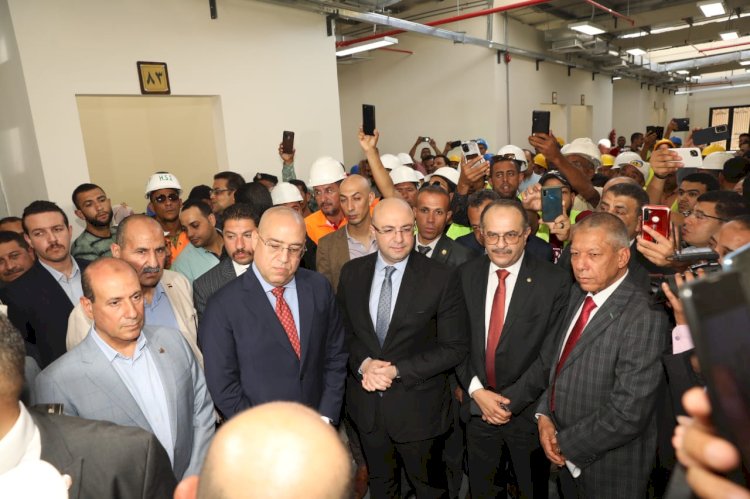 محافظ بني سويف يشارك وزير الإسكان افتتاح  معرض شباب مصر بعد" إعادة إنشائه " بتكلفة 40 مليون جنيها