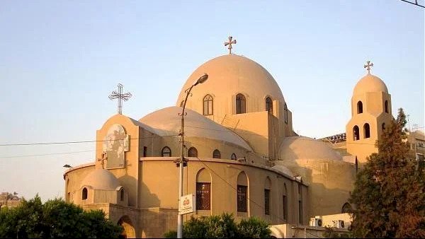 مطران إيبارشية المنيا للأقباط الكاثوليك يبدأ زيارته الرعوية لكنيسة أم المخلص