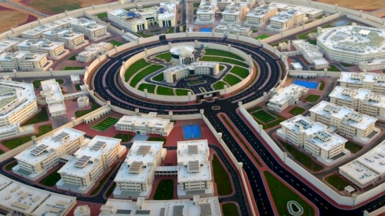 زيارتين استثنائيتين بمناسبة المولد النبوي واحتفالات اكتوبر لنزلاء التأهيل والاصلاح