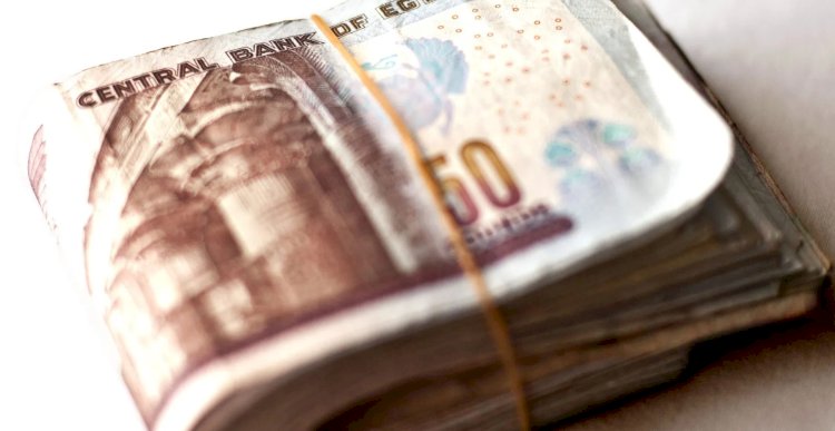 حداد اكتوبر تسلق السور وسرق المبالغ المالية