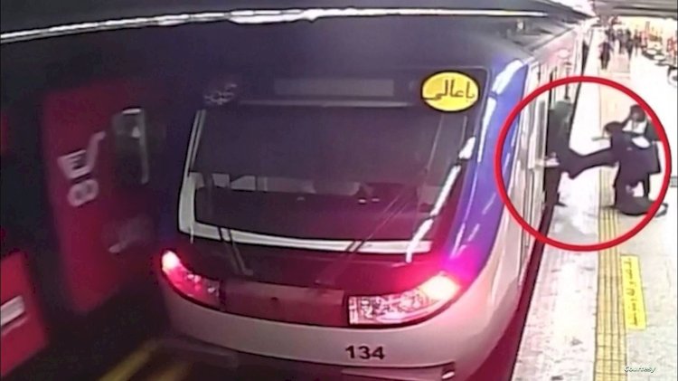 حرب كلامية بين الخارجية الإيرانية وأمريكا وبريطانيا وألمانيا بسبب الايرانيات