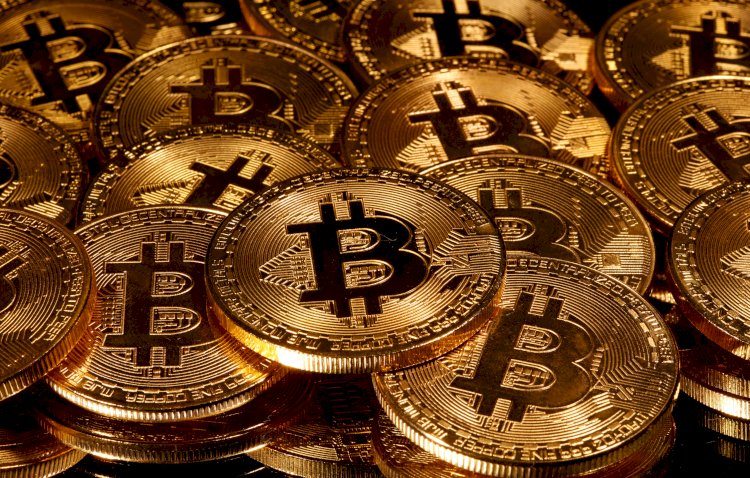 تشكيل عصابي تخصص" بيتكوين" بالاسكندرية
