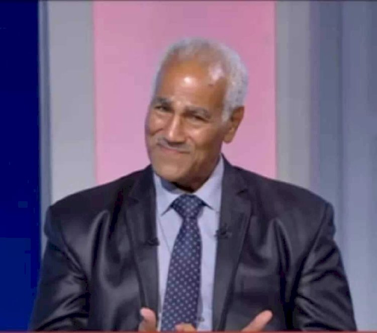 عـبد الستار سليم ضمن أعضاء لجنة الشعر فى تشكيلها الجديد