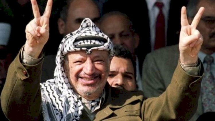في الذكرى الـ ٣٥ لإعلان استقلال الدولة .. فلسطين مازالت تنتظر ابو عمار جديد