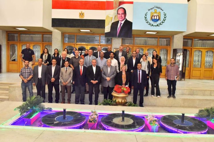 الاتحاد الاوروبي يتفقد انشطة تنمية المشروعات باسيوط