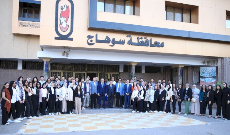 الفقي يستقبل وفد كلية الفنون الجميلة بجامعة الاسكندرية