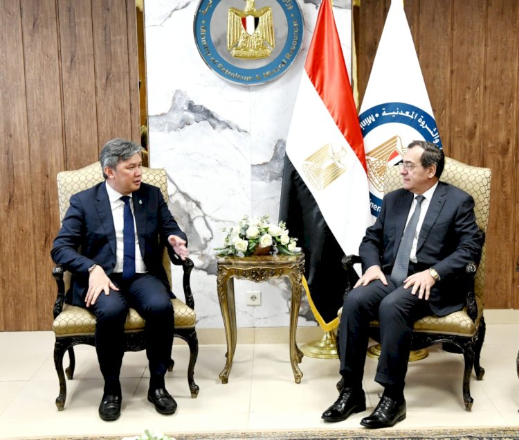 تعاون بين دانة غاز والبترول المصري