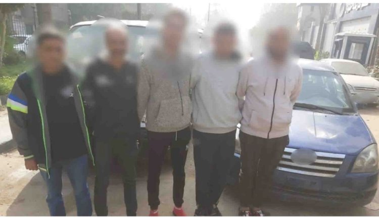 وقوع سيارة رجال الشرطة المزيفين في قبضة الامن