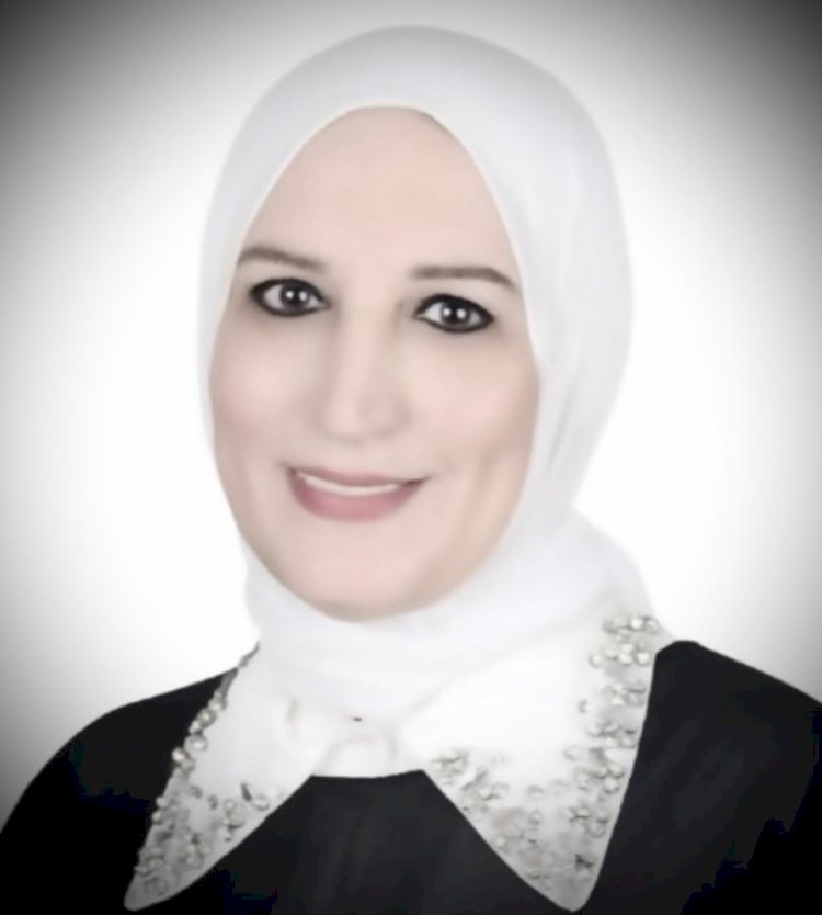 رسالة من قلب الهرم ... شعر نادية البسيوني