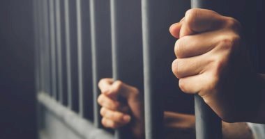 ضبط شخصين في المنيا استوليا على بيانات بطاقات الدفع الإلكتروني للمواطنين