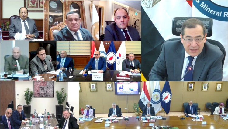 الملا يعتمد الموازنات التخطيطية لشركات البترول ٢٠٢٤/٢٠٢٥