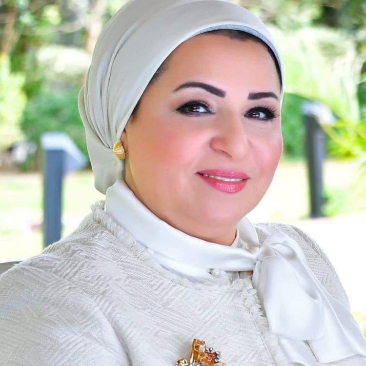 السيدة انتصار السيسي في عيد الشرطة: أمجاد وبطولات لرجال الشرطة
