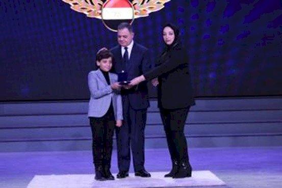 الداخلية تكرم اسر الشهداء والمتميزين من رجال الشرطة