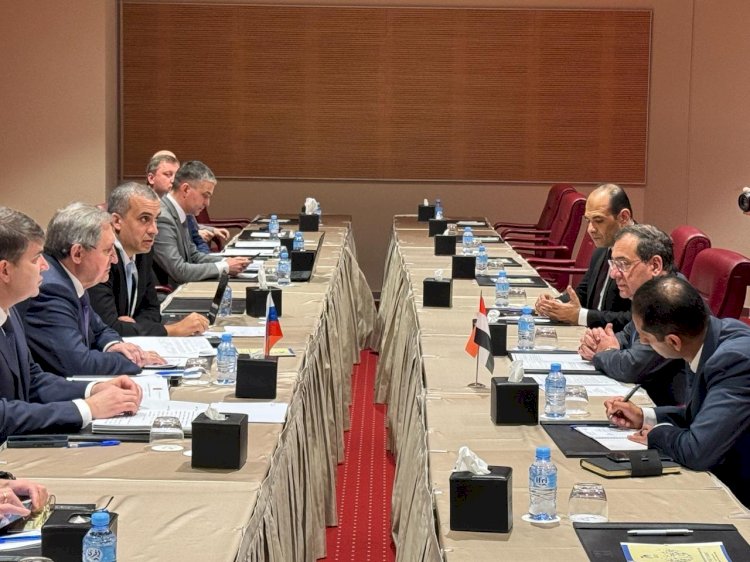 الملا :عقد جلسات مع وزراء طاقة قطر وفنزويلا وروسيا وامين اوبك