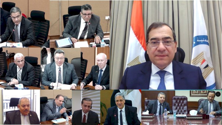 الملا:تعاون بين البترول والشركات العالمية لمواجهة التحديات في ظل الوضع الاقتصادي العالمي