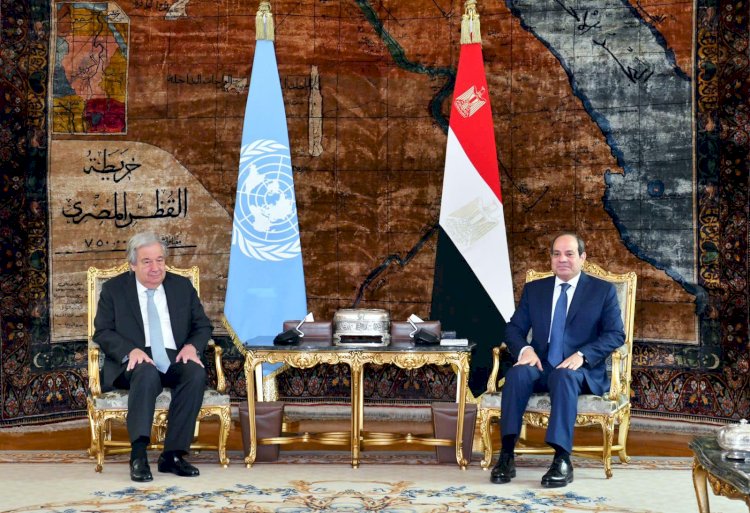 السيسي وأمين عام الأمم المتحدة يؤكدان ضرورة وقف إطلاق النار بغزة