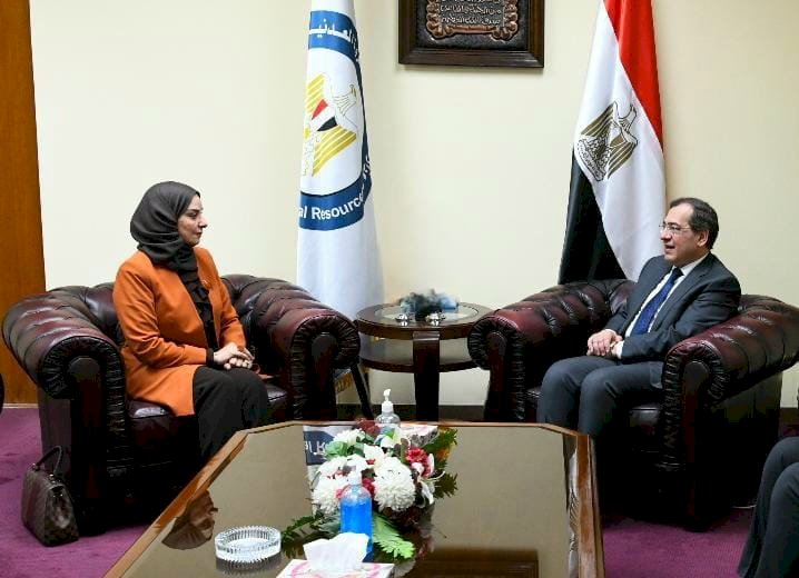 تعاون بين مصر والبحرين في البترول