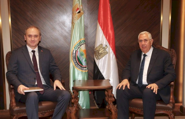 القصير يتابع مع سفير بيلا روسيا ملفات التعاون الزراعي  المشترك بين البلدين