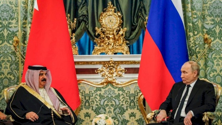 الملك حمد بن عيسي لبوتن :لن نستغني عن دعمكم