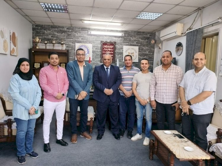 وكيل وزارة الشباب والرياضة بقنا يستقبل أعضاء نموذج محاكاة مجلس الشيوخ 