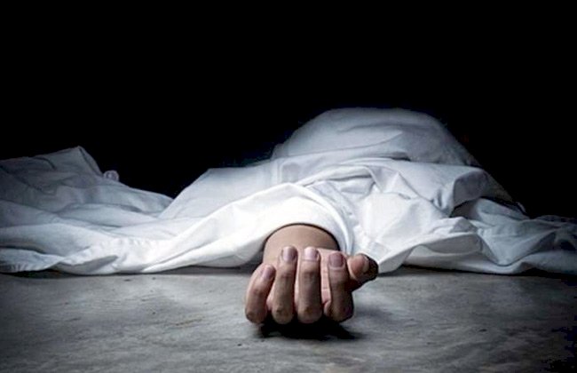 جثة بمدخل العمارة.. تفاصيل جريمة غامضة راح ضحيتها شاب بالمنيا
