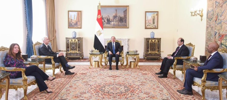 السيسي لرئيس الاستخبارات الأمريكية: يجب وقف الحرب في قطاع غزة