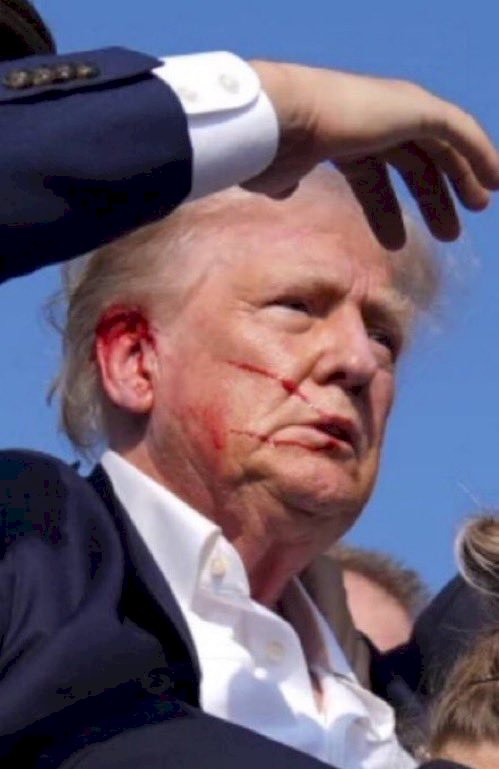 ترامب: يجب أن تموتوا للحصول على صورة مميزة وشهيرة