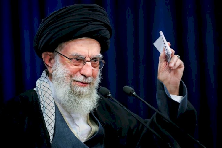 العالم علي صفيح ساخن .. خامنئي أمر بضرب إسرائيل مباشرة