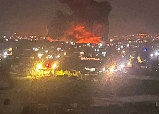 الكيان الإسرائيلي يشن 5 غارات علي لبنان ويشعل النيران في البقاع