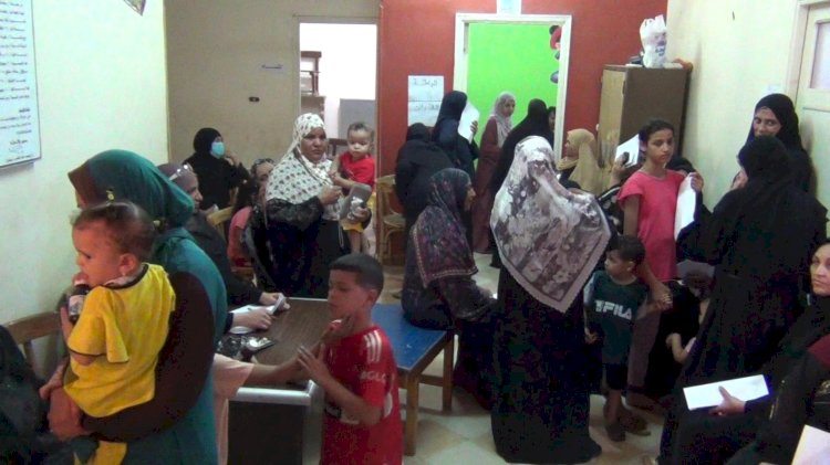 ضمن المبادرة الرئاسية بداية جنوب الوادي تنظم قافلة شاملة بساحل نجع حمادي بقنا