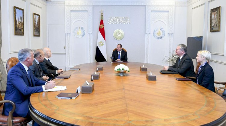 السيسي يستقبل رئيس شركة إيني الإيطالية