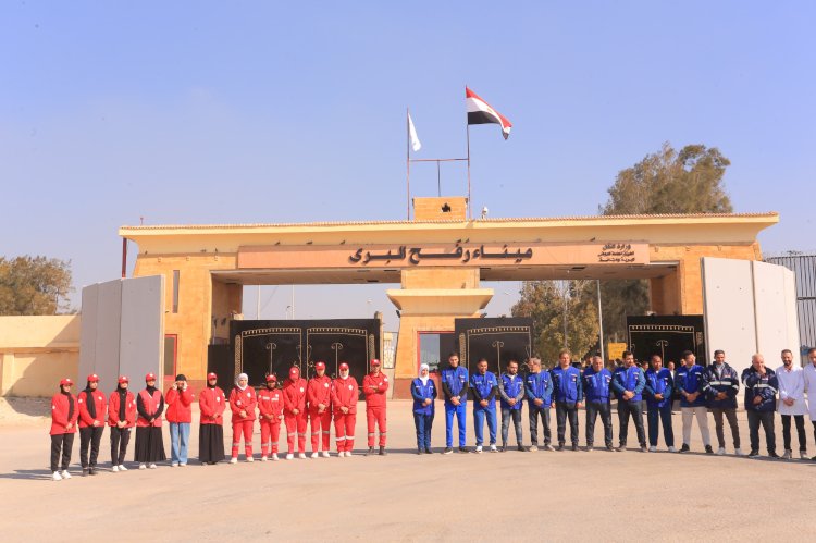 نائب رئيس مجلس الوزراء ووزيرة التضامن يتفقدان الحجر الصحي بمعبر رفح البري