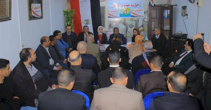 إئتلاف الأحزاب السياسية بالإسكندرية يعقد إجتماع عاجل لمساندة الدولة المصرية