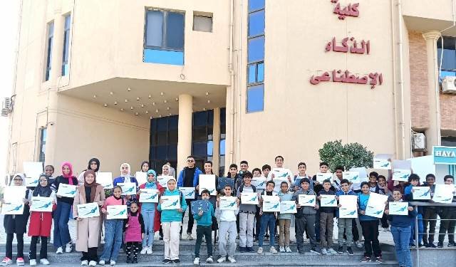 الجامعة المصرية الروسية تعلن أسماء المتميزين بدورة الذكاء الإصطناعى للأطفال