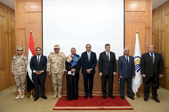 محافظ قنا يشهد احتفال يوم الشهيد ويكرّم أسر الأبطال ومصابي العمليات الحربية