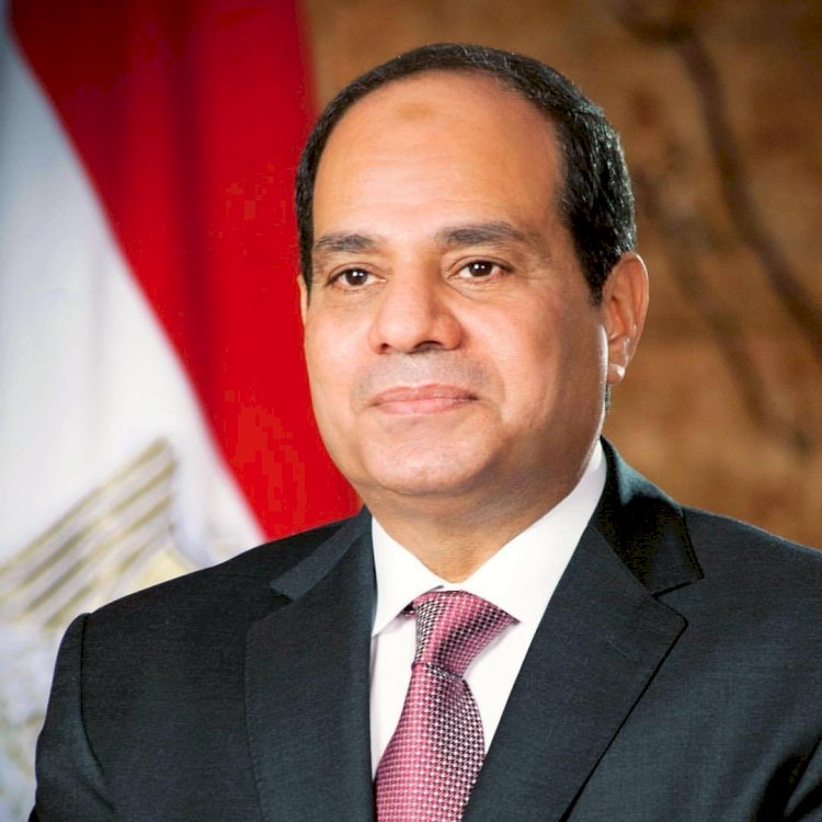 محافظ سوهاج يهنئ الرئيس بعيد تحرير سيناء