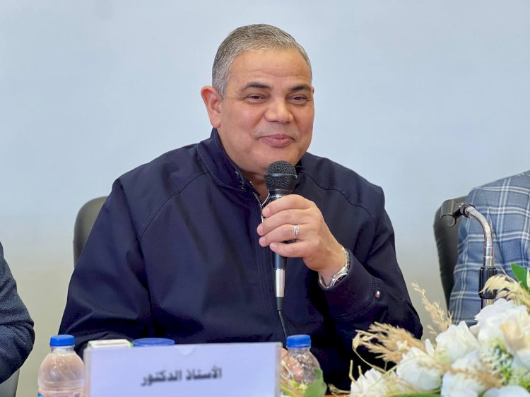 رئيس جامعة كفرالشيخ يهنئ السيد رئيس الجمهورية بمناسبة حلول شهر رمضان المبارك