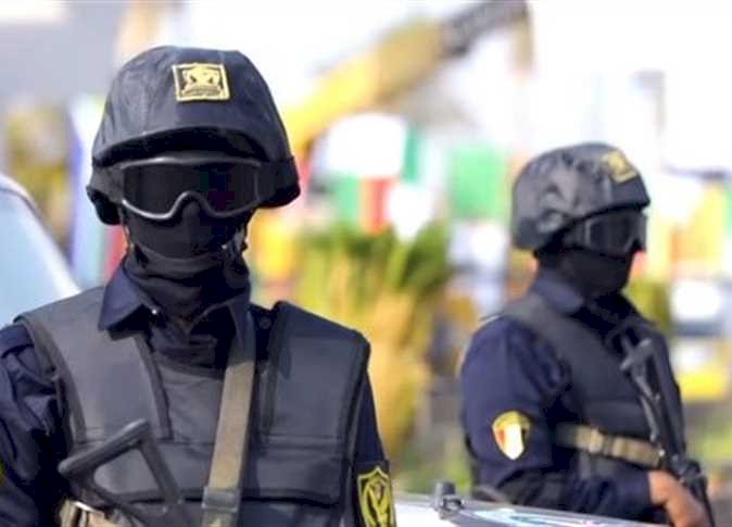 مقتل عامل في معركة بالأعيرة النارية بين عائلتين في المنيا