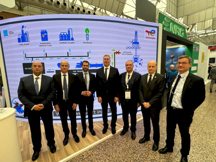 مباحثات بين بدوي وشركة توتال انيرجيز علي هامش مؤتمر 2025 OMC