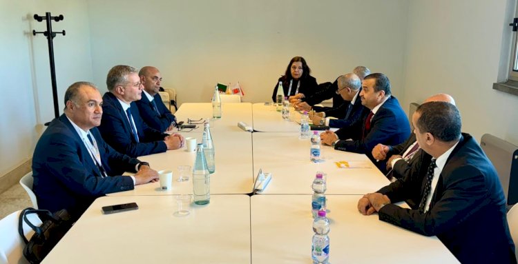 وزير البترول يعقد جلسة مباحثات مع وزير الطاقة الجزائرى بمدينة رافينا بايطاليا