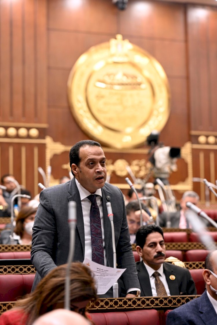 النائب خالد أبو الوفا يهنئ البابا تواضروس والأخوة الأقباط بعيد القيامة المجيد وأعياد الربيع