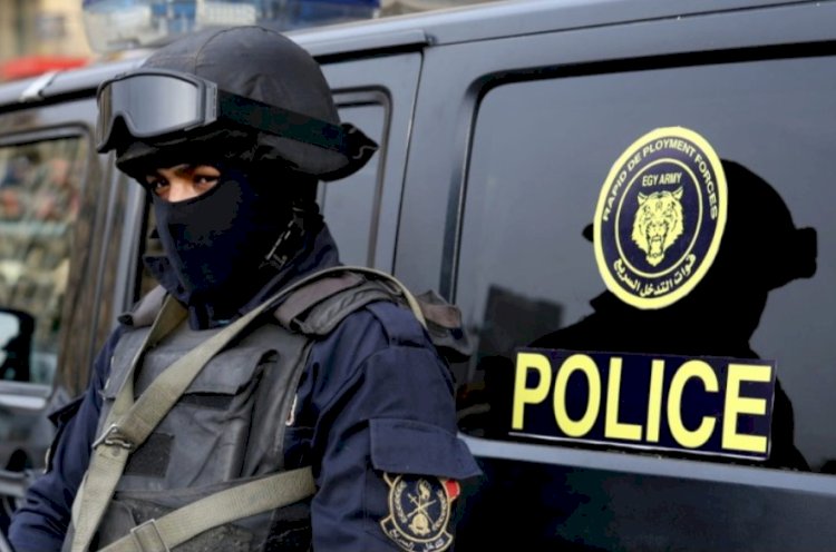 تحرير (140) مخالفة للمحلات التى لم تلتزم  بقرار الغلق