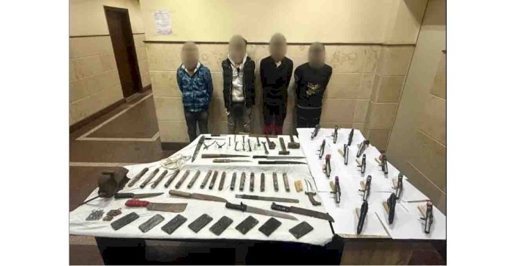 ضبط 4 متهمين لقيامهم بإدارة ورشة لتصنيع الأسلحة بالبحيرة