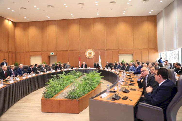 رئيس جامعة كفر الشيخ يشارك فى اجتماع مجلس الجامعات الأهلية