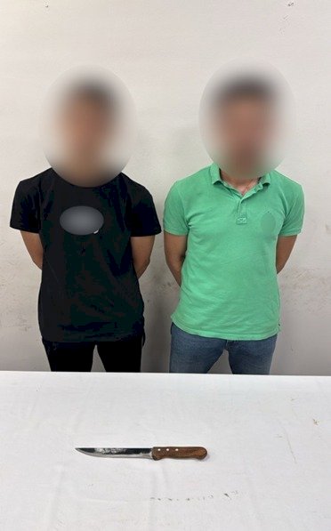 حقيقة فيديو قيام عامل بتهديد اخر بالمطواه خلال مشاجرة بأحد المطاعم بالقاهرة