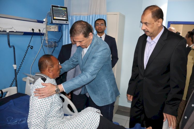 *"فاروق" مكافاه مالية وترقية استثنائية لمسئول حماية الأراضي المصاب بسوهاج