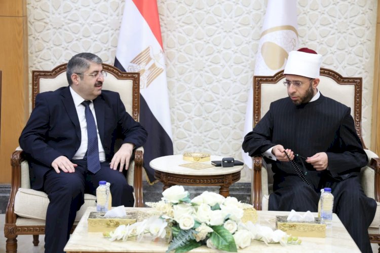 وزير الأوقاف  يستقبل رئيس الجالية الأذربيجانية بمصر