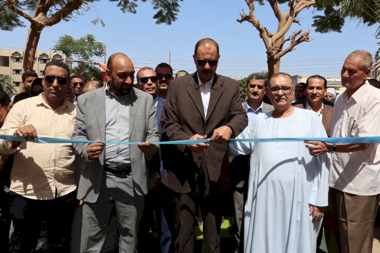 محافظ سوهاج يفتتح سوق اليوم الواحد بمدينة البلينا